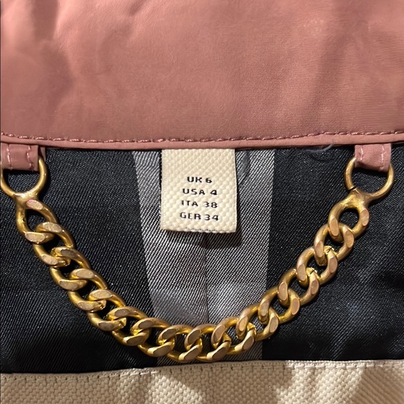 Burberry Pink Trench Coat Classic Design - Picture 3 of 7